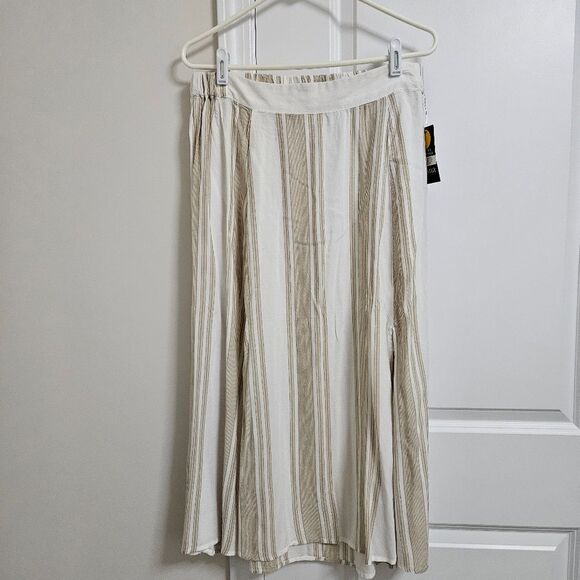 NWT A.N.A 2-Piece Set Top Skirt Women's Large Tan White Striped Two Front Slits - Picture 2 of 15